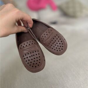 Toddler floafers like new